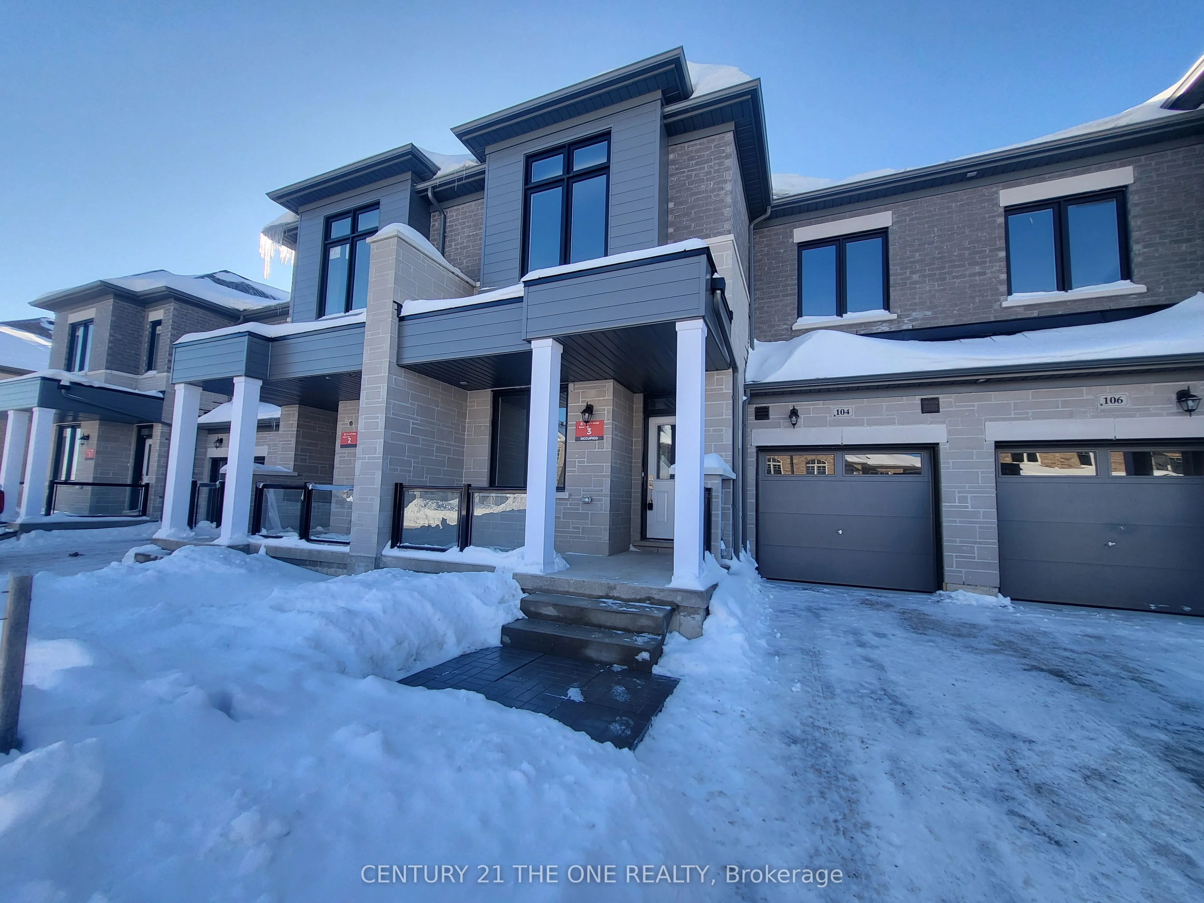 104 Kenneth Rogers Crescent, East Gwillimbury, On L9n 1s5