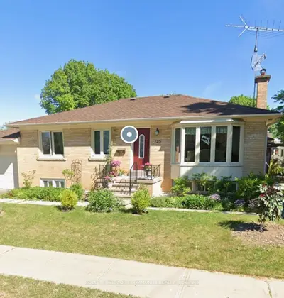 125 Driscoll Road N, Richmond Hill, On L4c 4h6