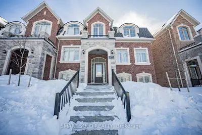 Att/Row/Townhouse in Markham