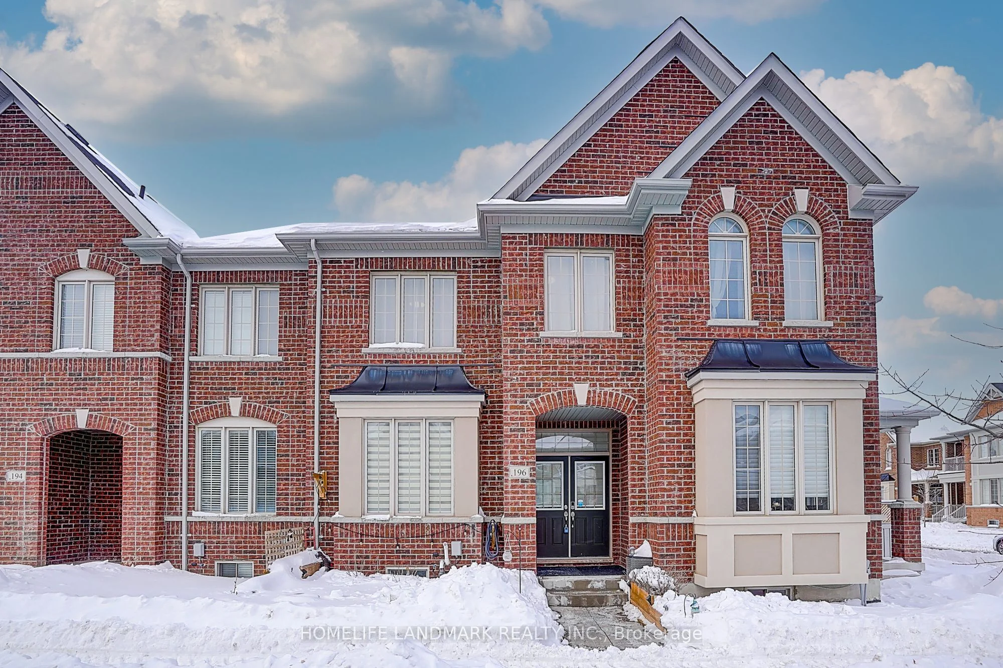 Att/Row/Townhouse in Markham