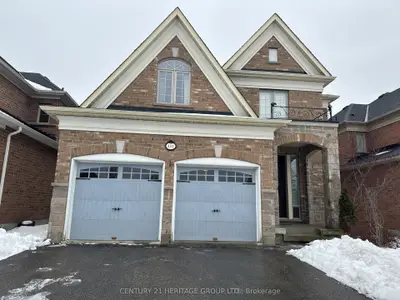 111 Humberland Drive, Richmond Hill, On L4e 0t6
