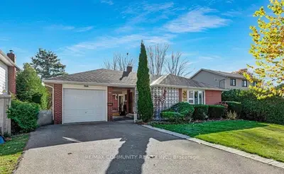366 Elm Road, Whitchurch-stouffville, On L4a 1e4