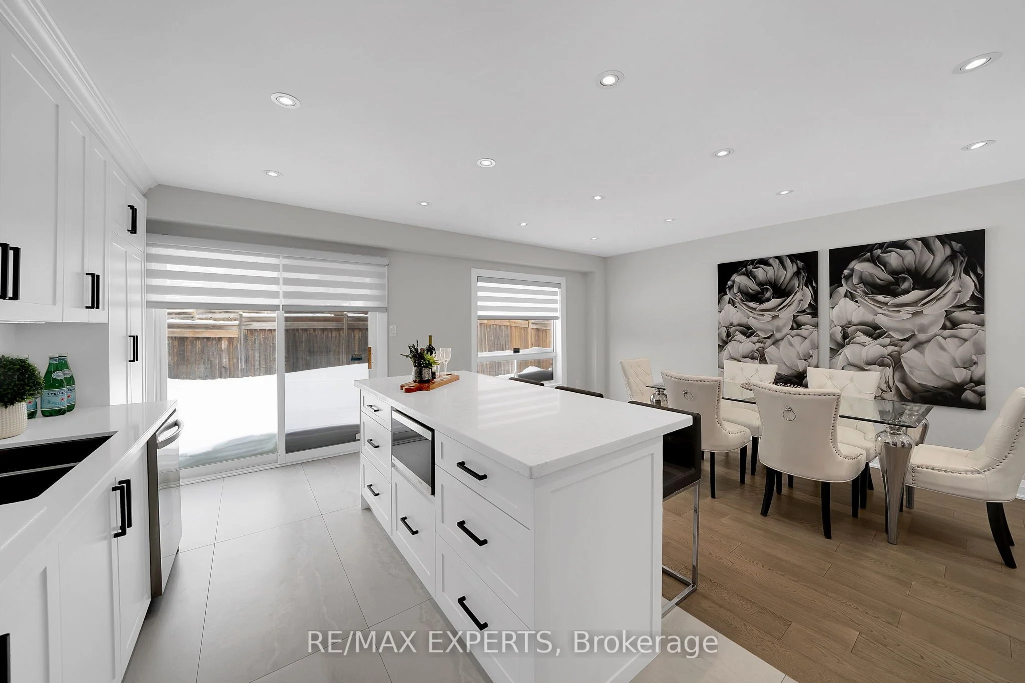Att/Row/Townhouse in Vaughan