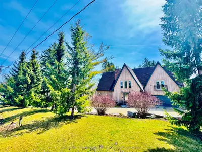 Detached in New Tecumseth