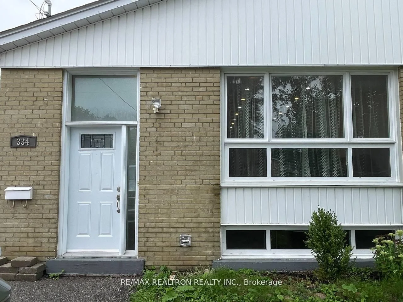 334 Taylor Mills Drive N Main, Richmond Hill, On L4c 2t9