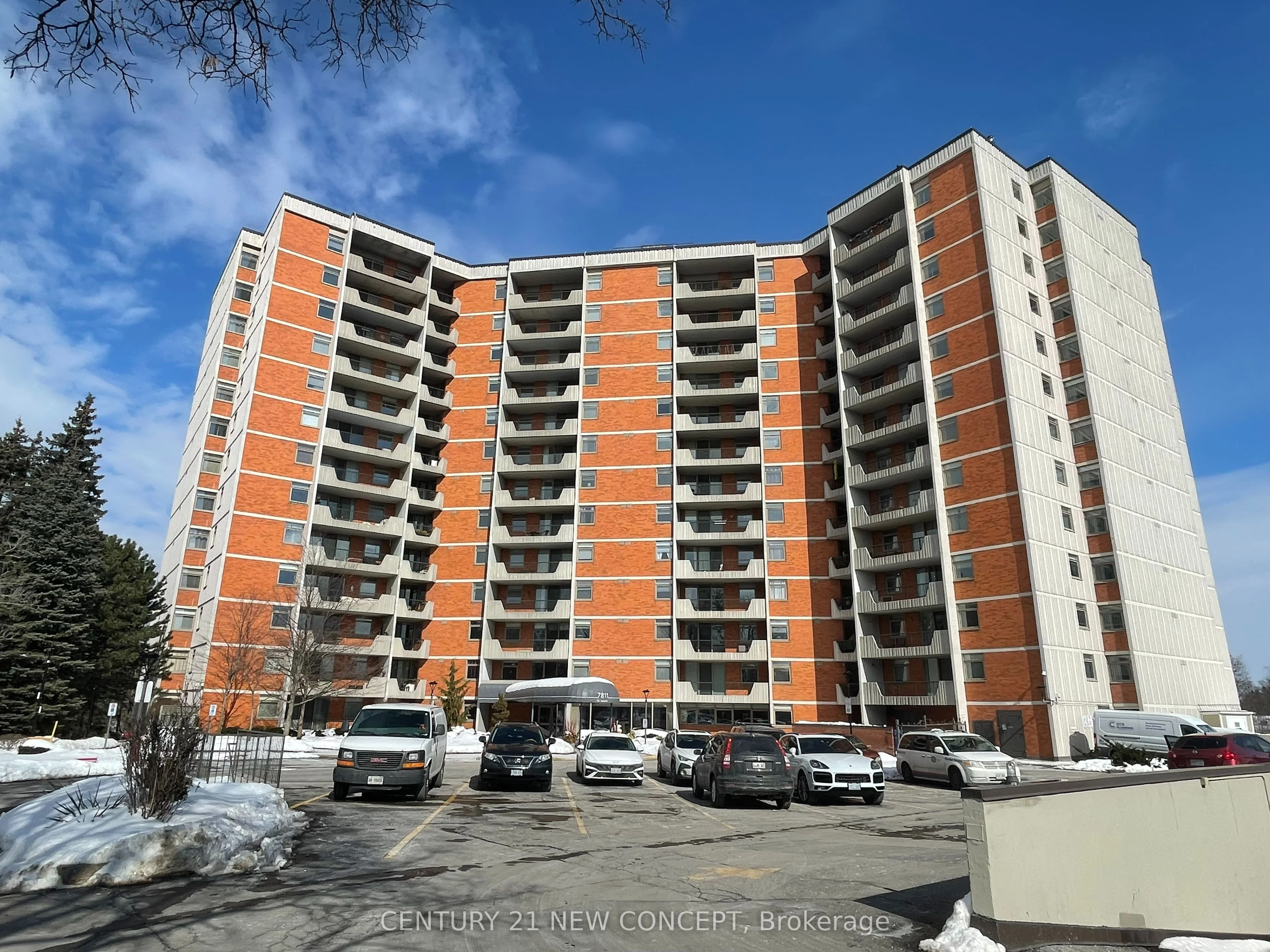 Condo Apartment in Markham