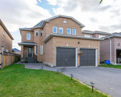 Detached in Richmond Hill