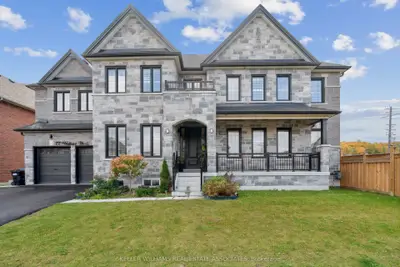 Detached in New Tecumseth