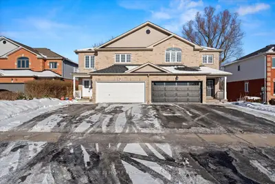 Semi-Detached in Georgina