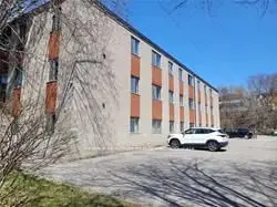 41 Huron Heights Drive #17, Newmarket, On L3y 3j8