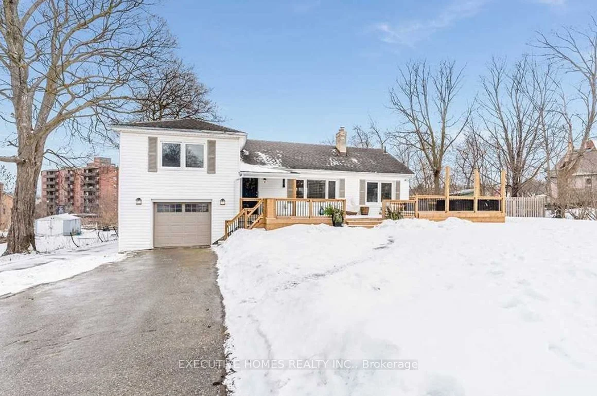 136 John Street W, Bradford West Gwillimbury, On L3z 1j4