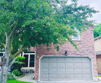 Upper Level in Markham