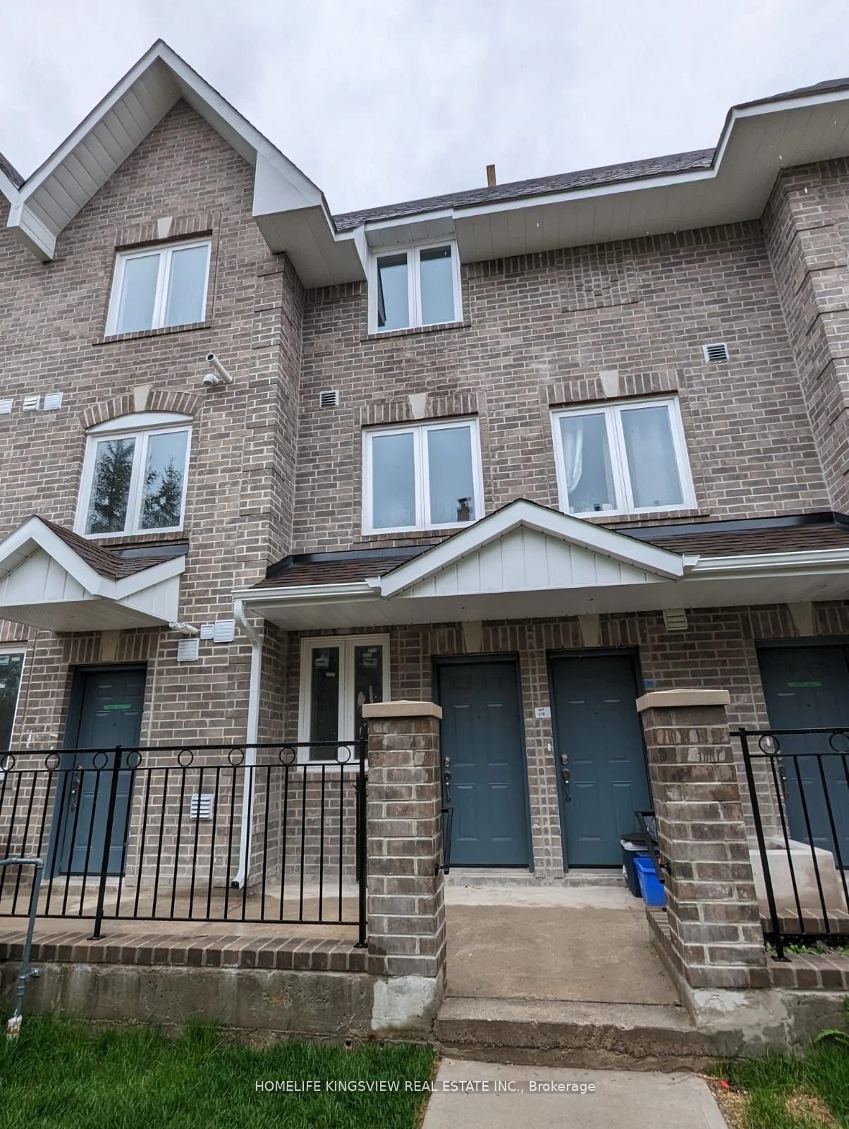 Condo Townhouse in Richmond Hill