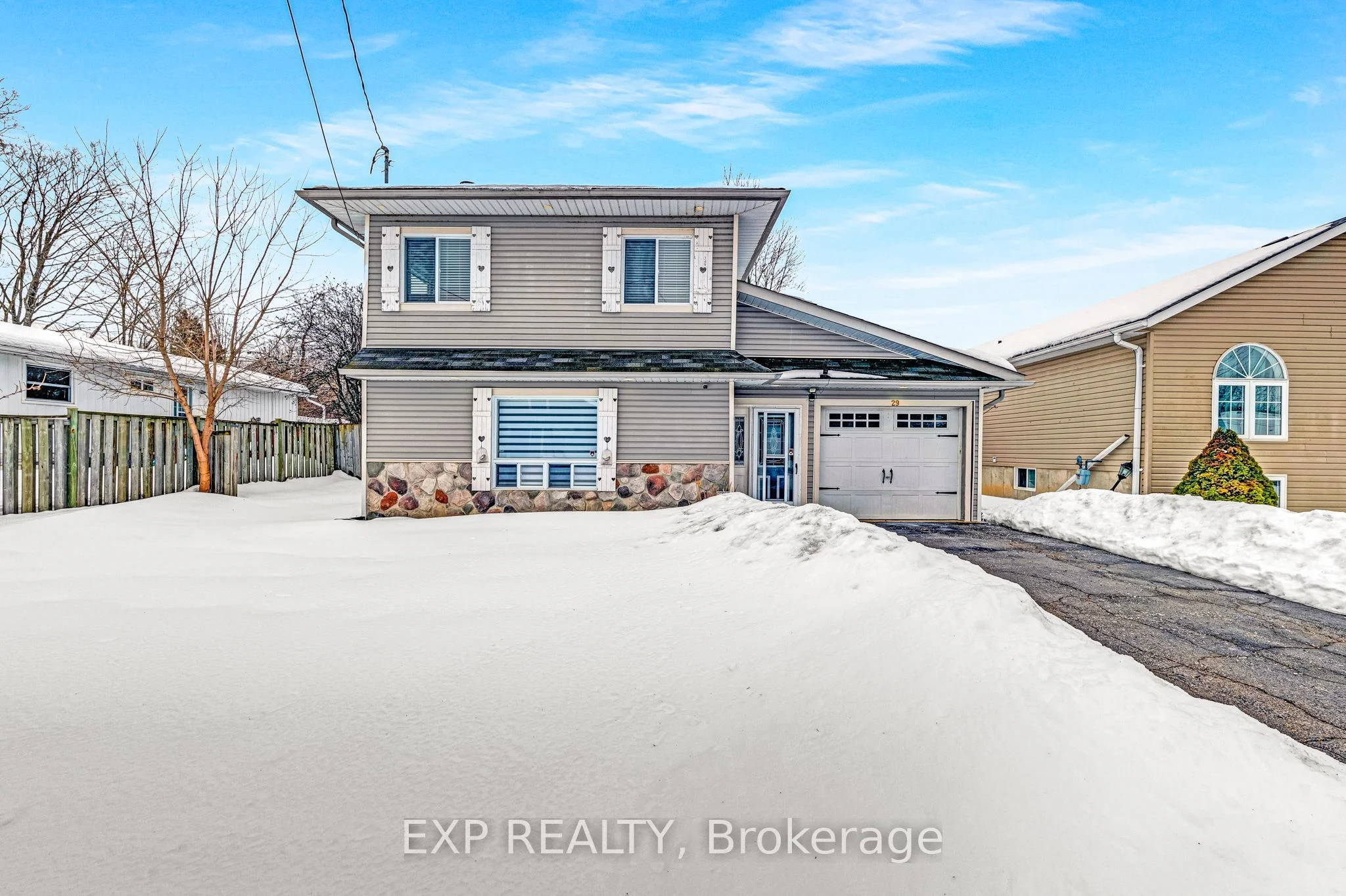Detached in Georgina