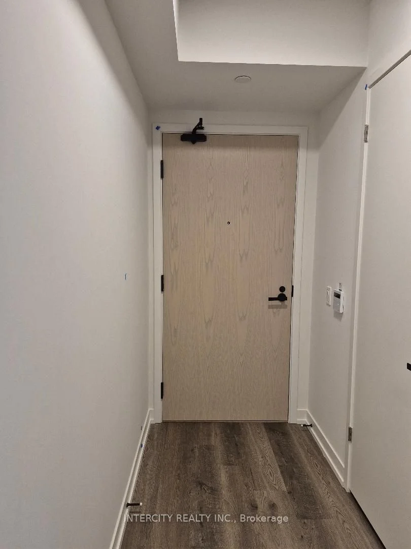 195 Commerce Street 502, Vaughan, ON L4K 0P9