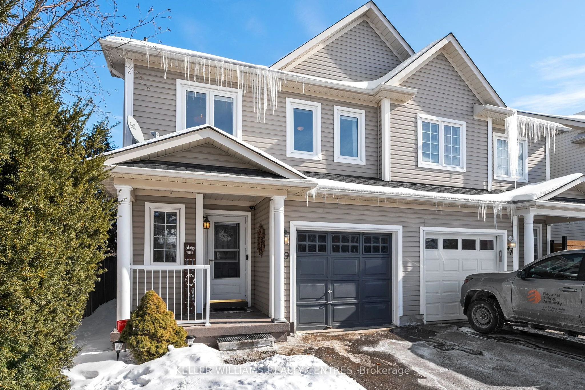 Semi-Detached in Georgina