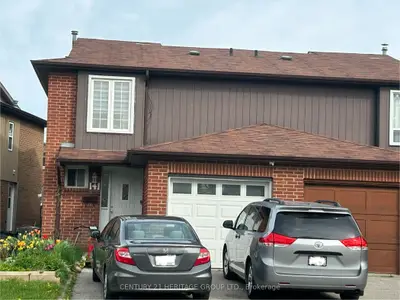 Semi-Detached in Markham
