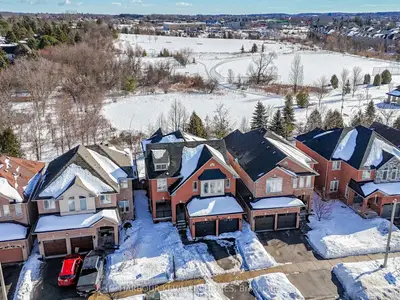 Detached in Richmond Hill