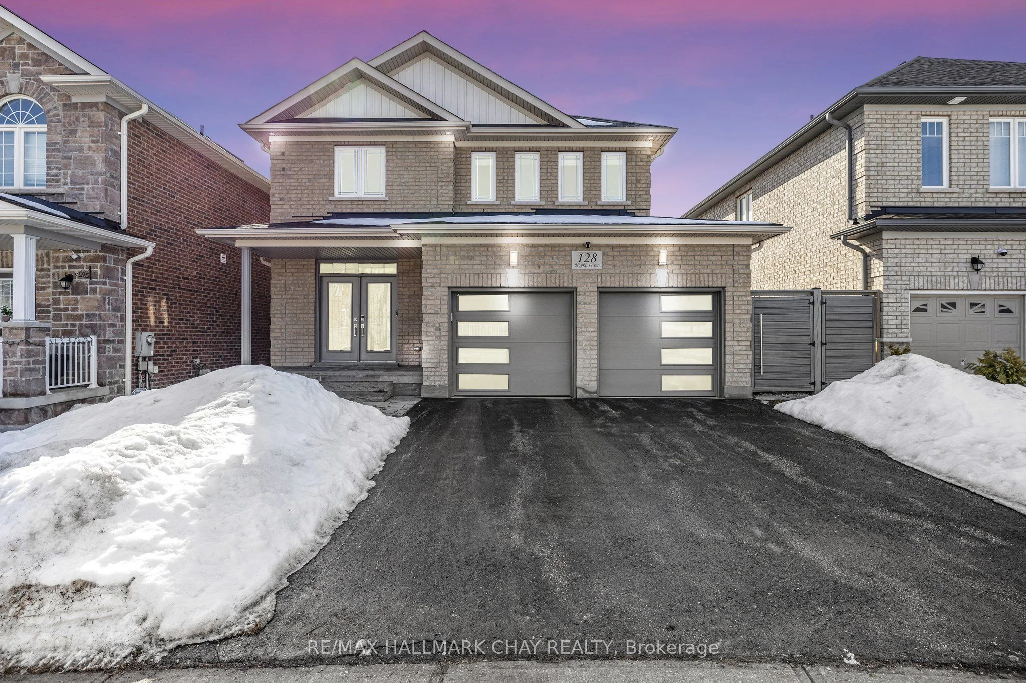 Detached in Bradford West Gwillimbury