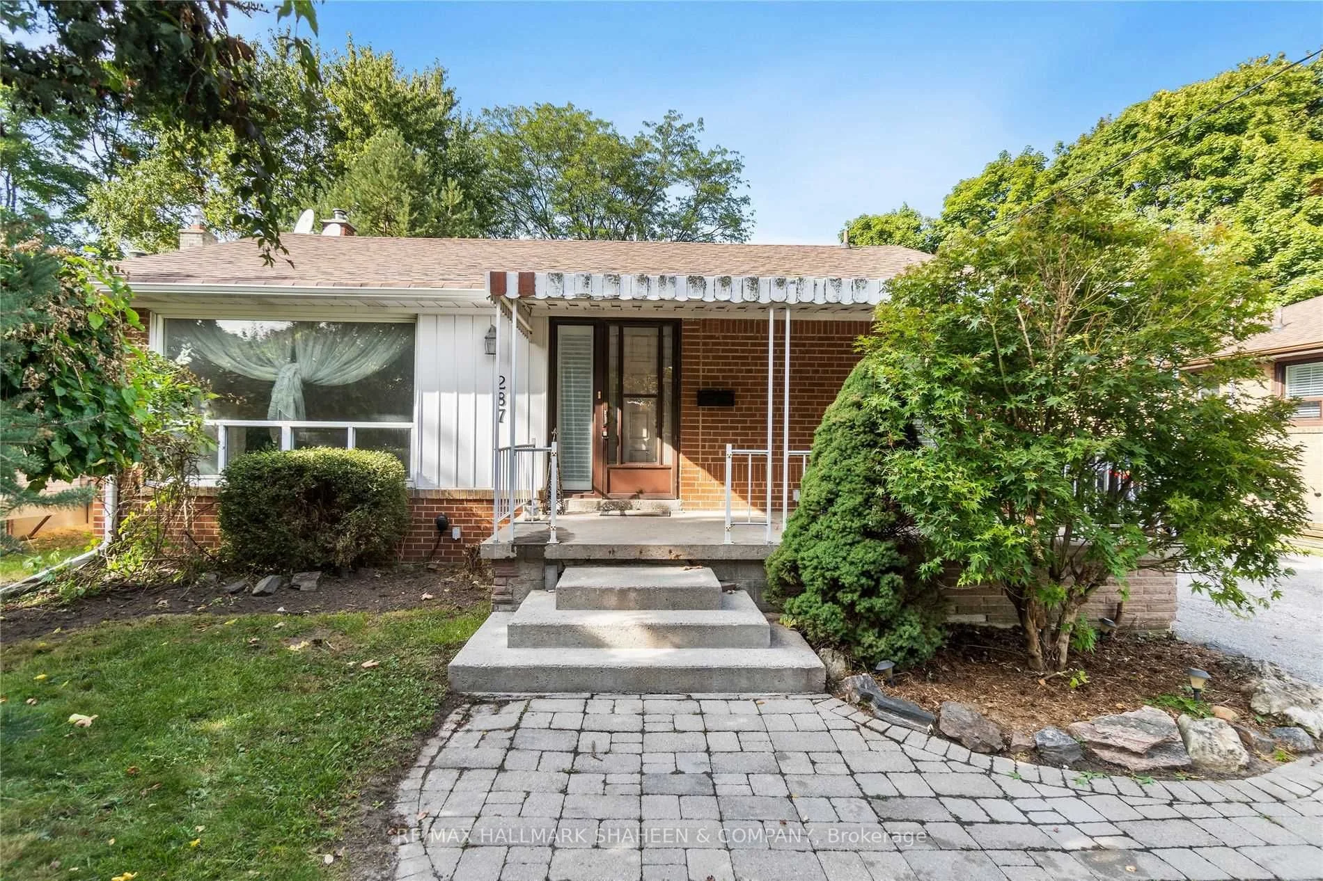 287 Boisdale Avenue Main, Richmond Hill, On L4c 1r4