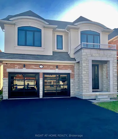 Detached in Vaughan