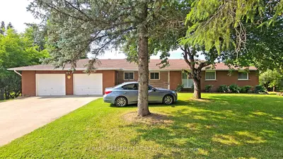 Detached in New Tecumseth
