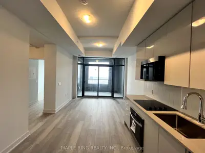 Condo Apartment in Vaughan