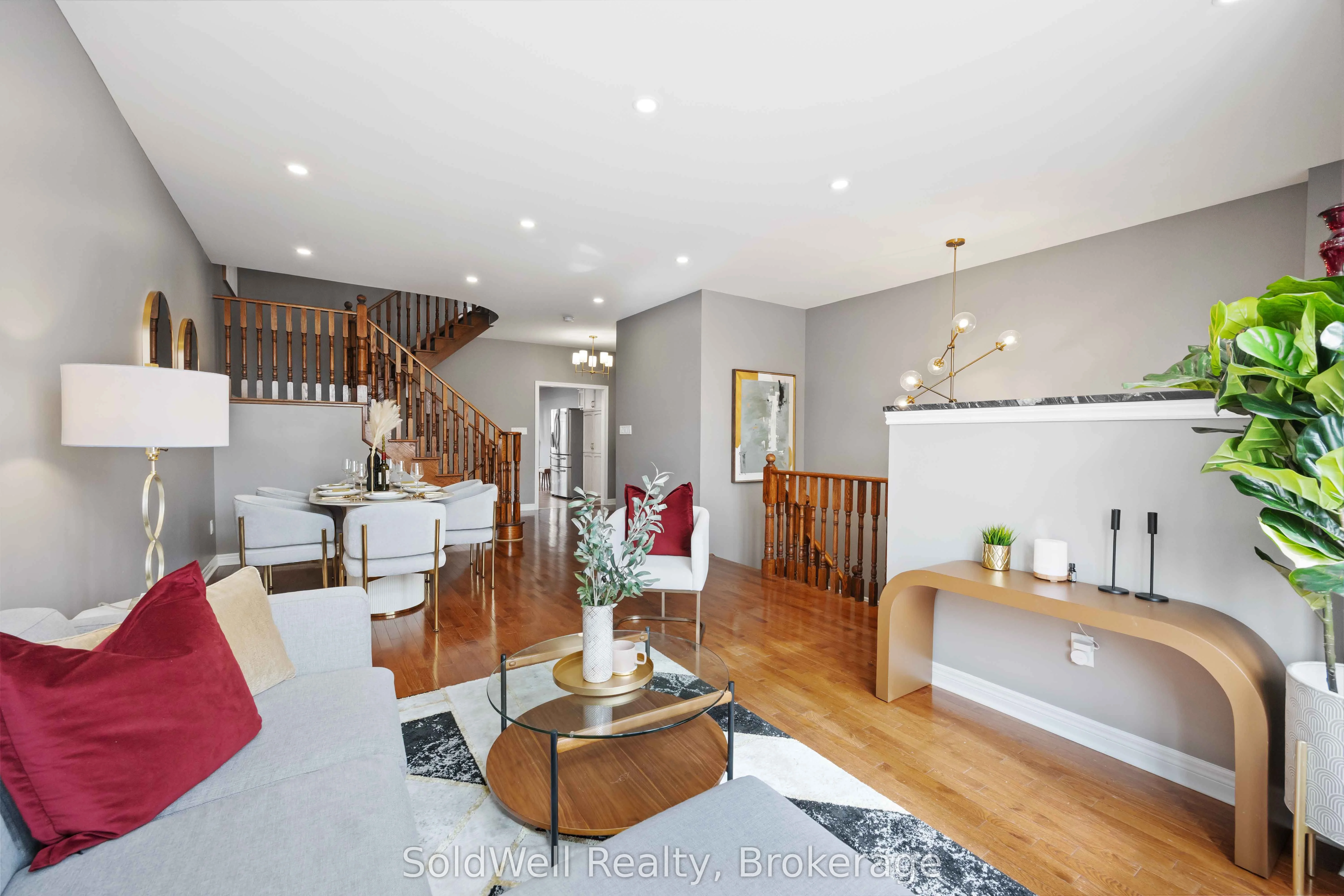Att/Row/Townhouse in Vaughan