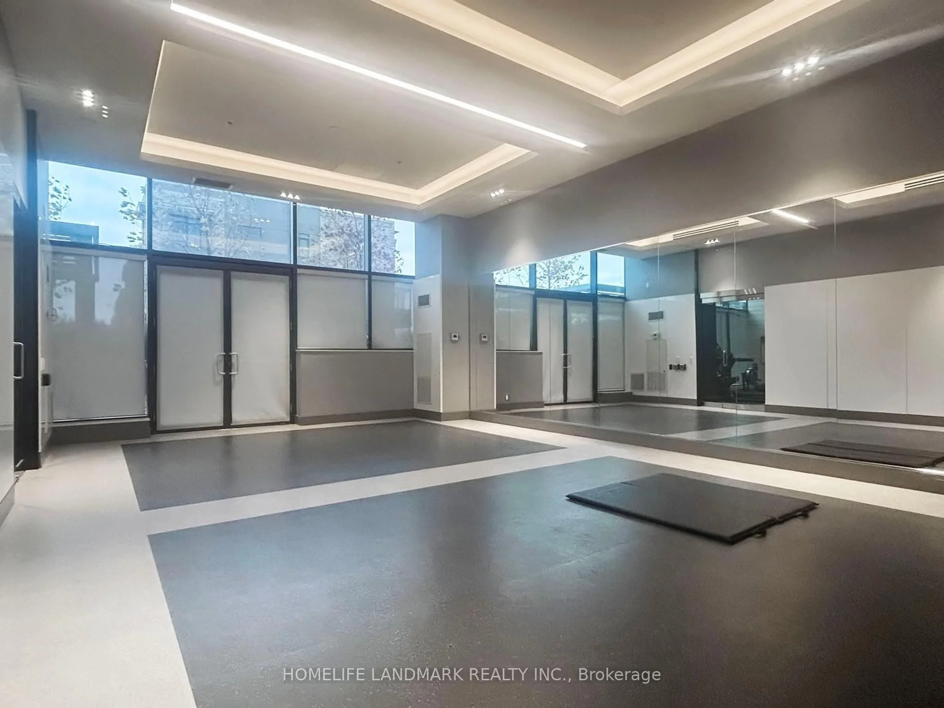 99 Eagle Rock Way 205, Vaughan, ON L6A 1P9