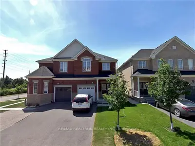 Semi-Detached in Vaughan