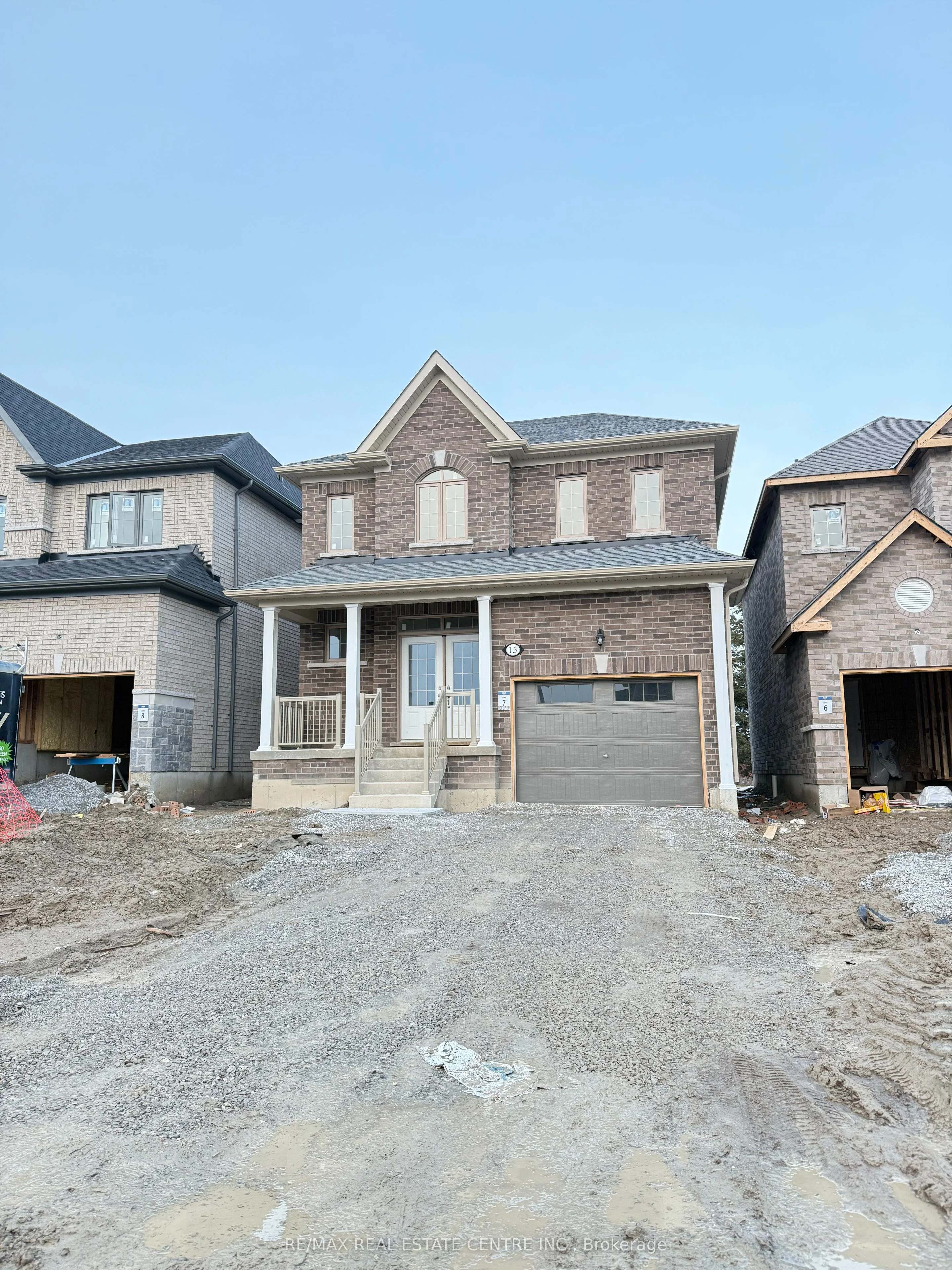 15 Lawrence D. Pridham Avenue, New Tecumseth, On L9r 0x1