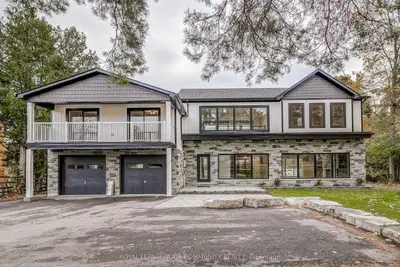 Detached in Uxbridge