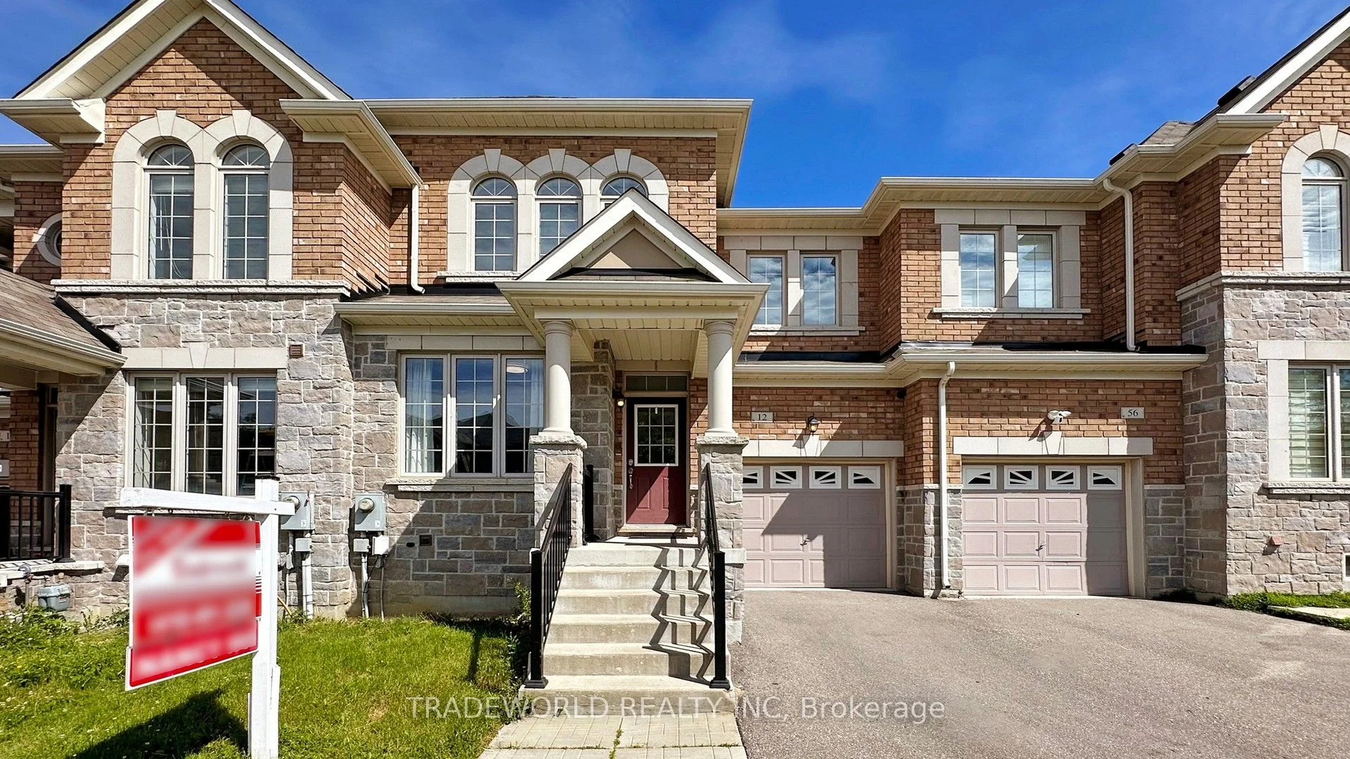 Att/Row/Townhouse in Markham
