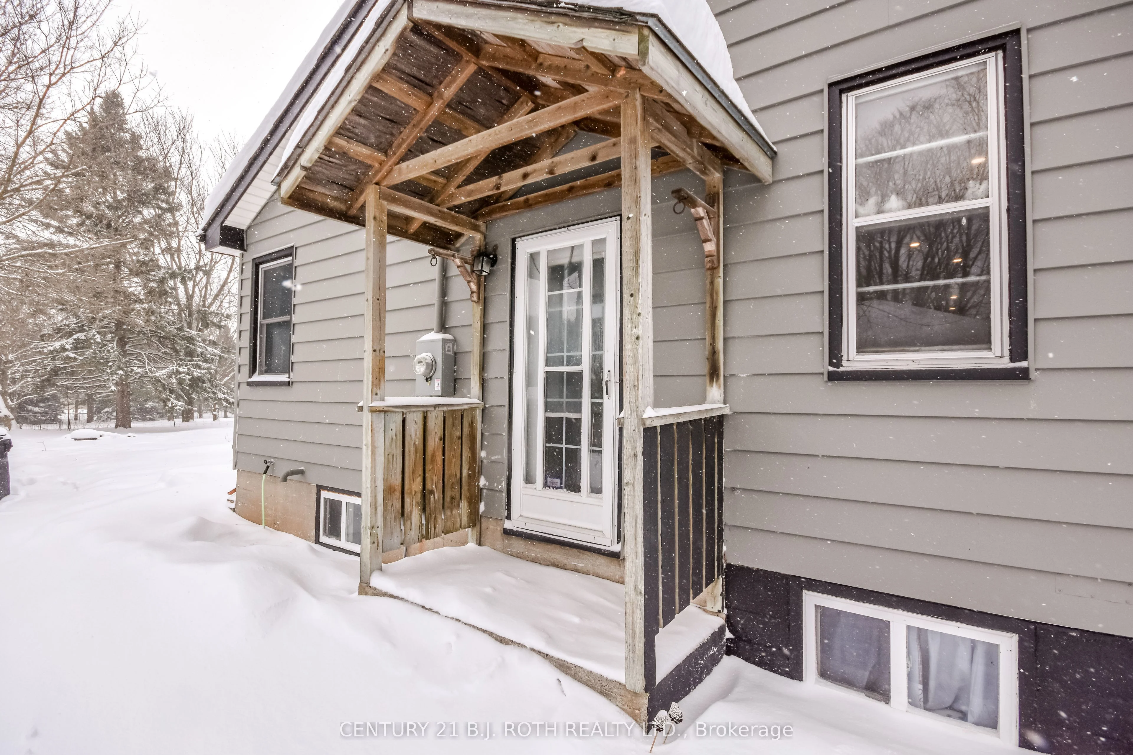 2071 Victoria Street, Innisfil, On L9s 1j6