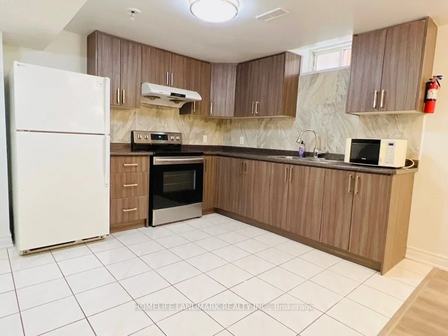 22 Angela Court BSMT, Markham, ON L3S 4K8