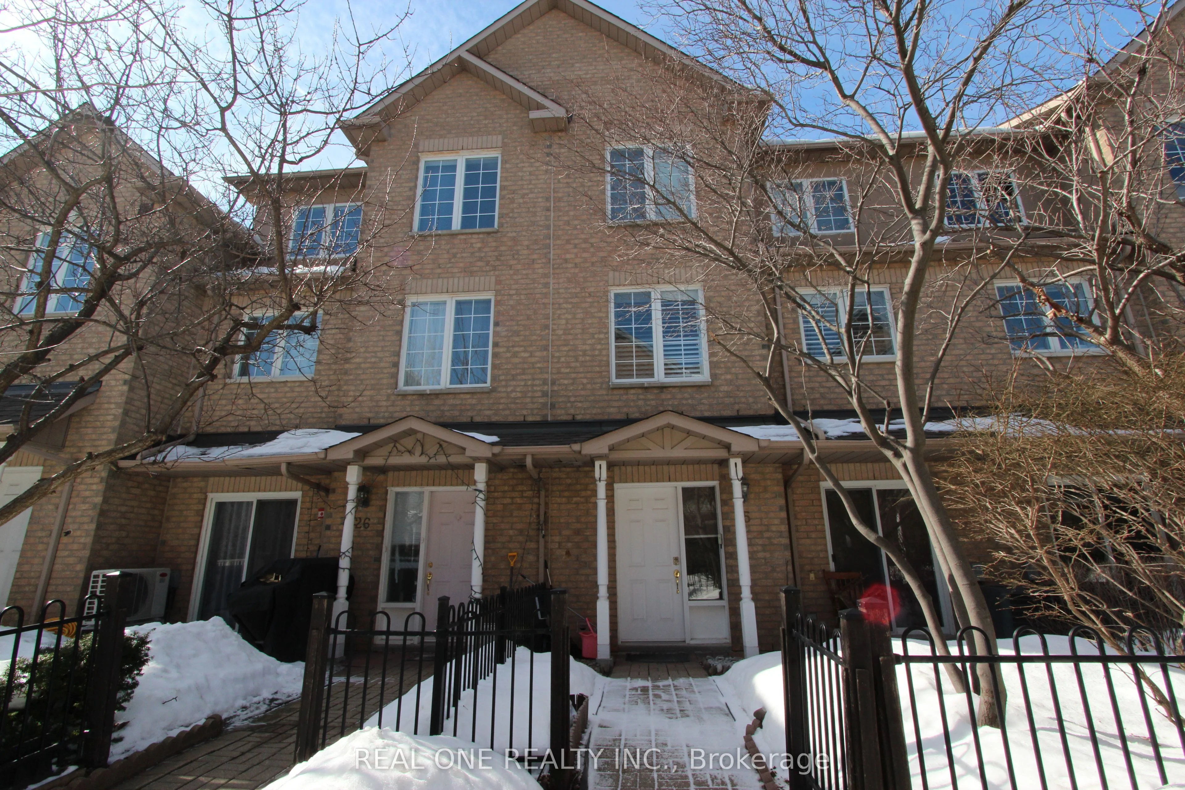 Condo Townhouse in Markham