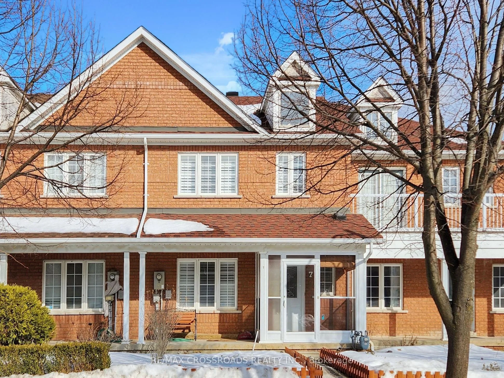 Att/Row/Townhouse in Markham