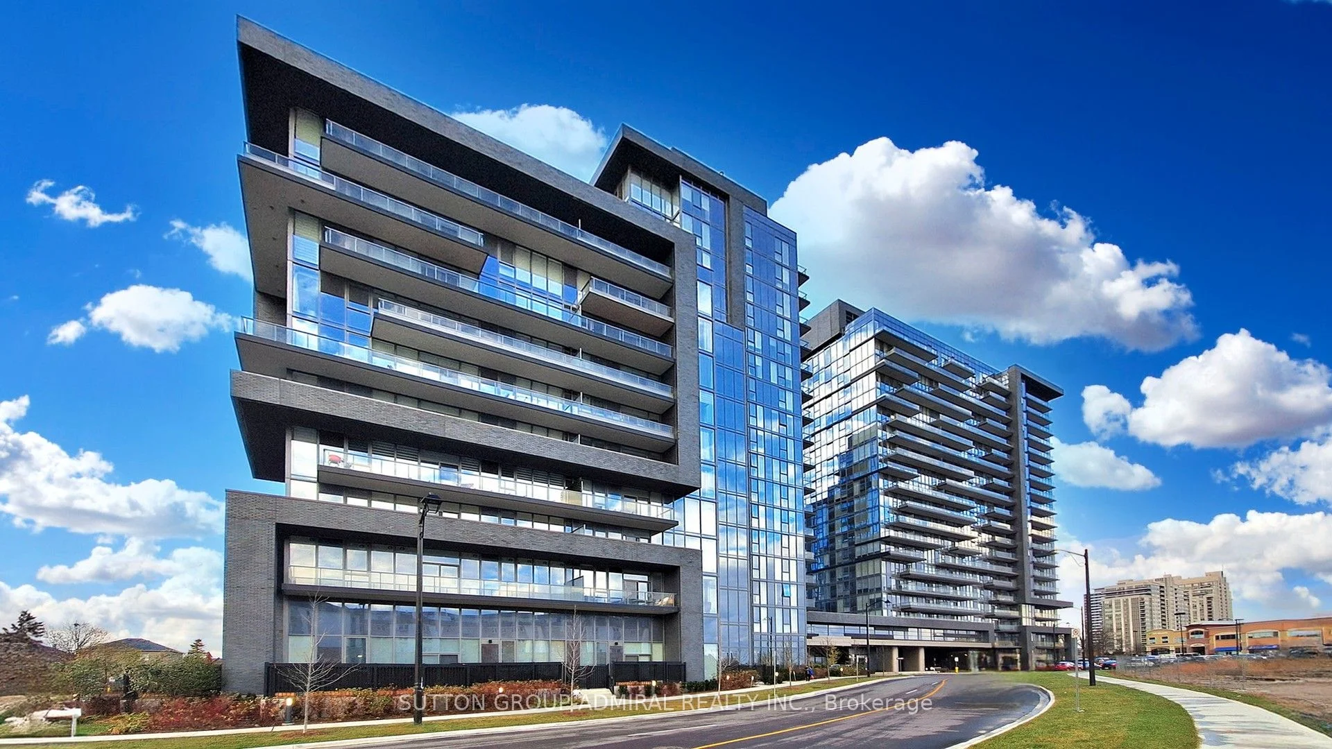 10 Gatineau Drive 1209, Vaughan, On L4j 0l3