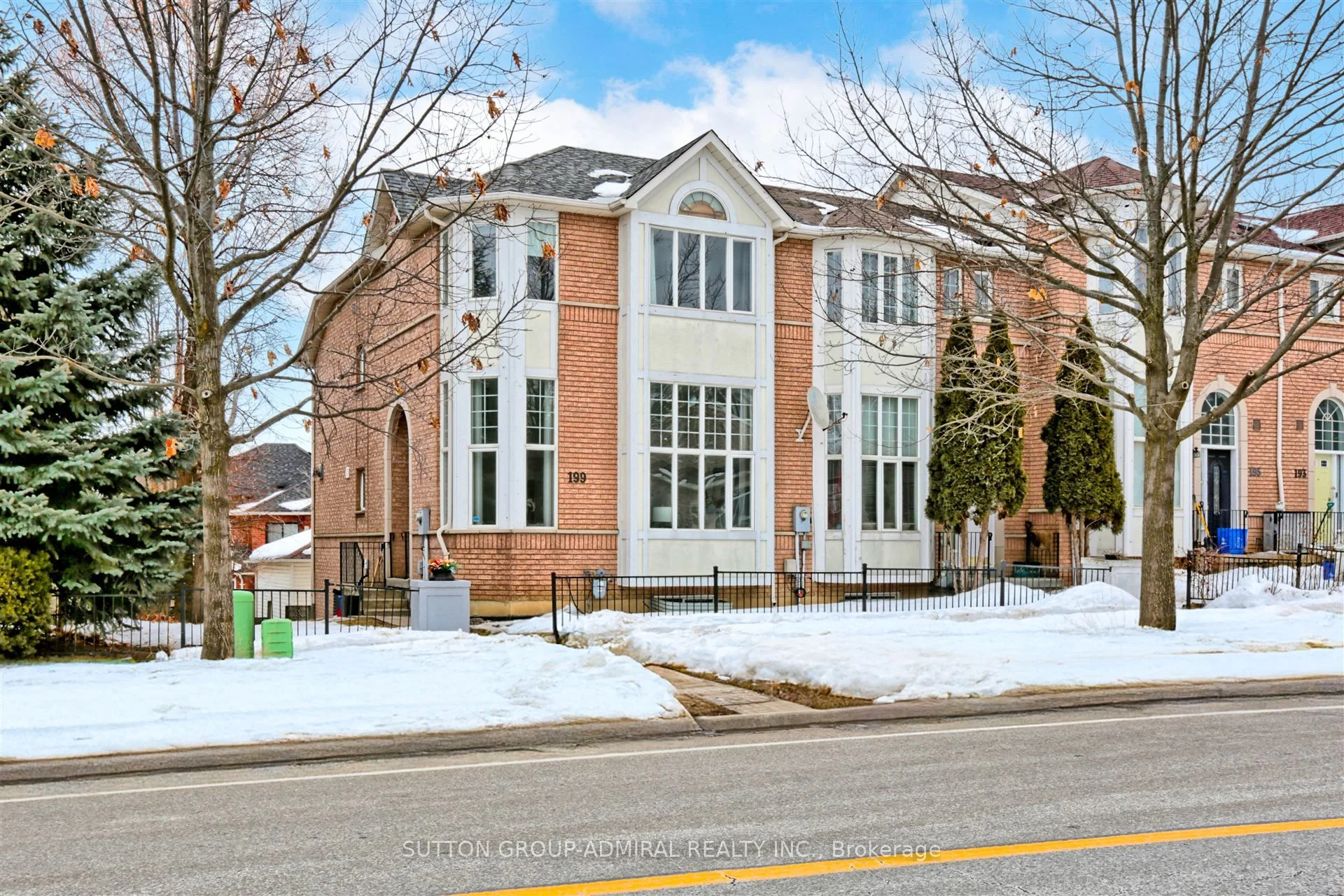 199 Shirley Drive, Richmond Hill, On L4s 1t3