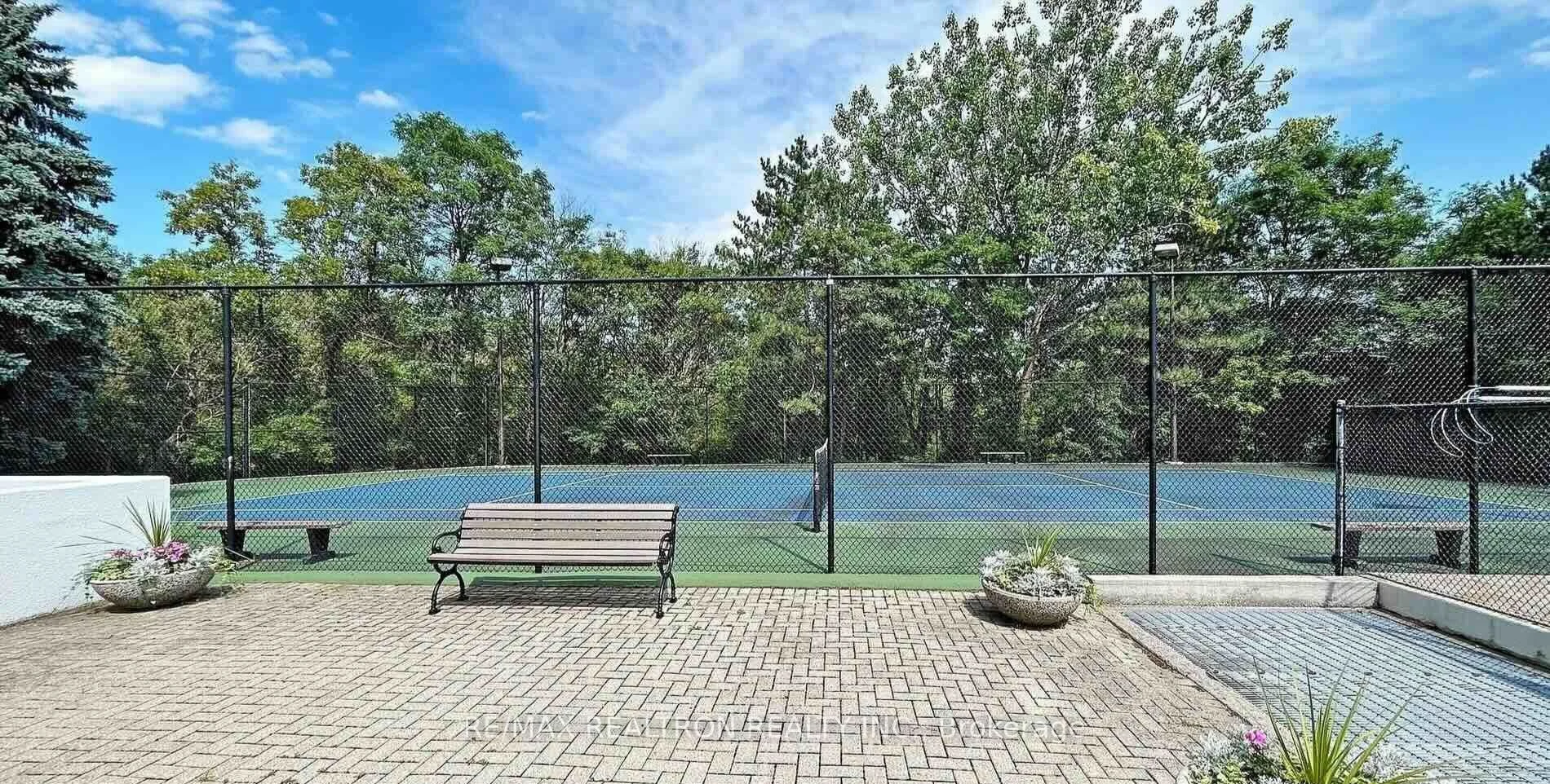 8501 Bayview Avenue 210, Richmond Hill, ON L4B 3J7