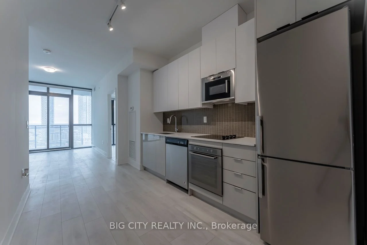 Condo Apartment in Vaughan