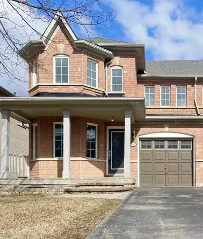 383 Flagstone Way, Newmarket, On L3x 2r3