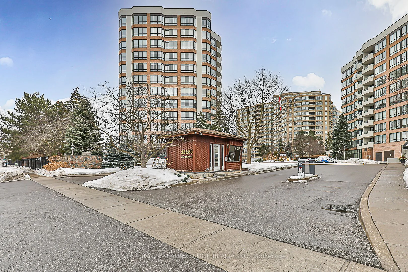 Condo Apartment in Markham