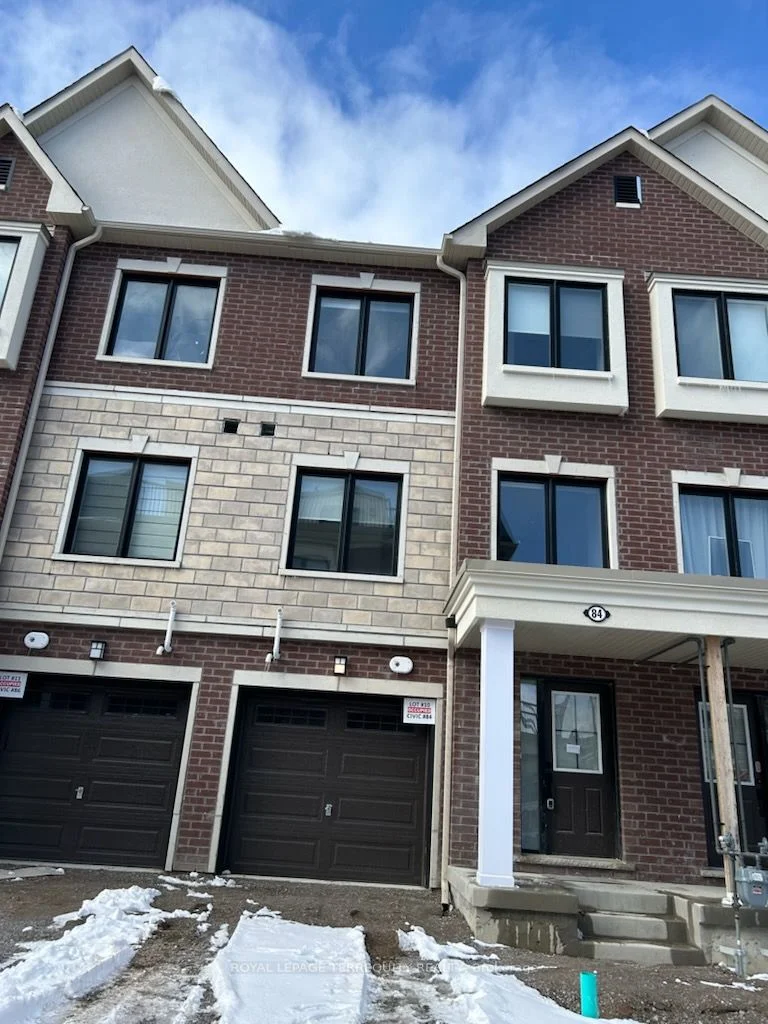 Att/Row/Townhouse in Whitchurch-Stouffville