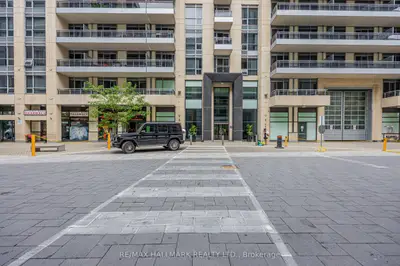 9205 Yonge Street 1702, Richmond Hill, On L4c 6z2