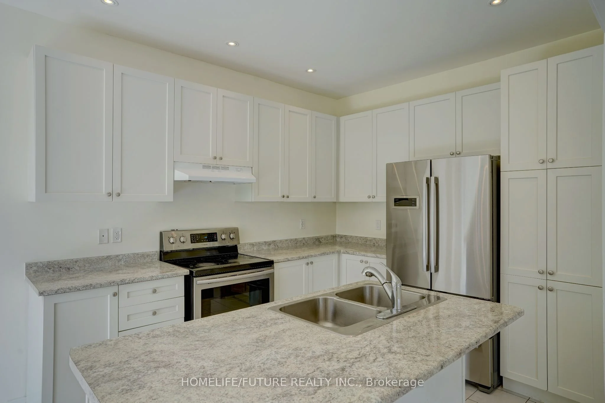 51 Jim Mortson Drive, East Gwillimbury, ON L0G 1R0