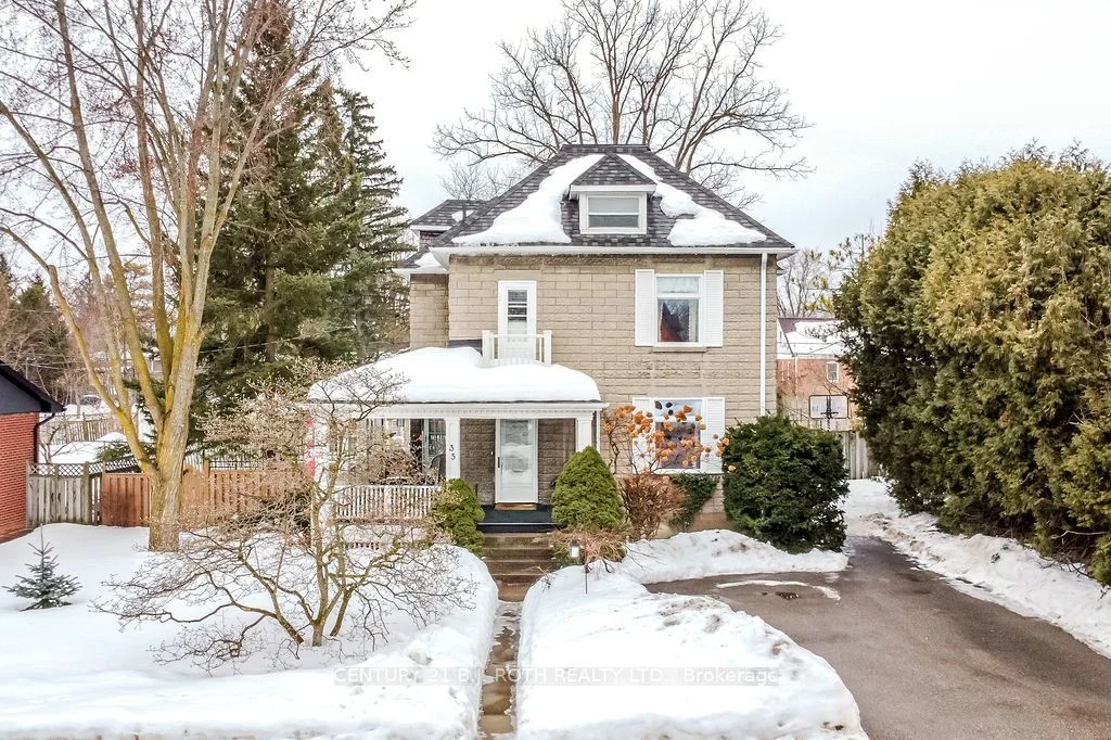 Detached in New Tecumseth