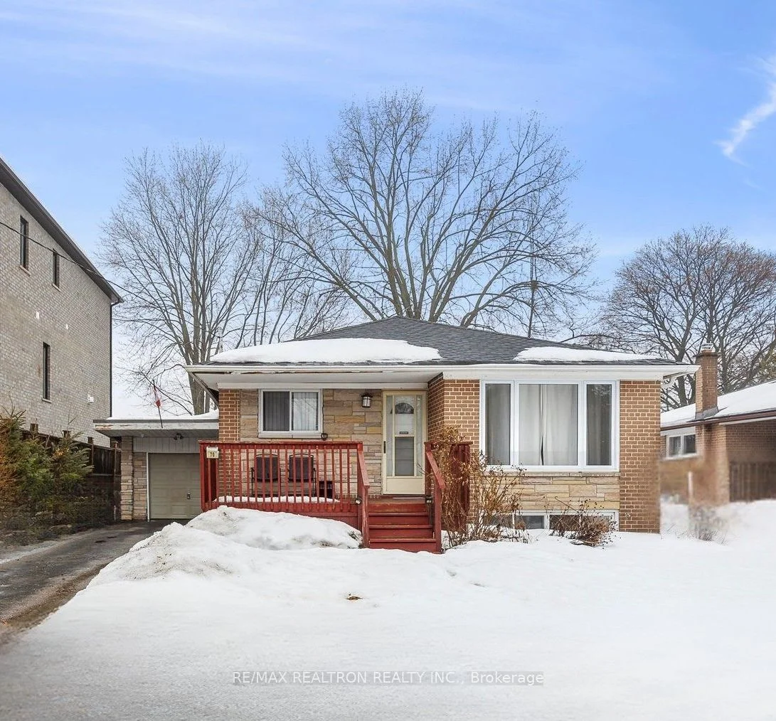 Detached in Aurora
