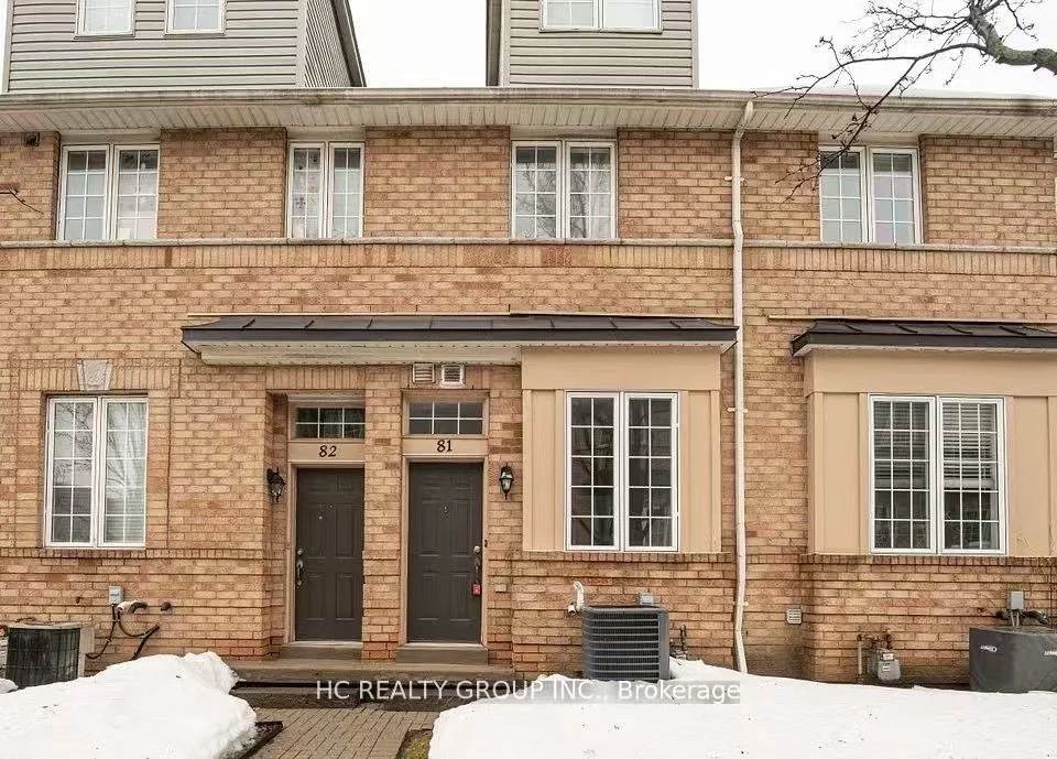 23 Observatory Lane 81, Richmond Hill, On L4c 0m7