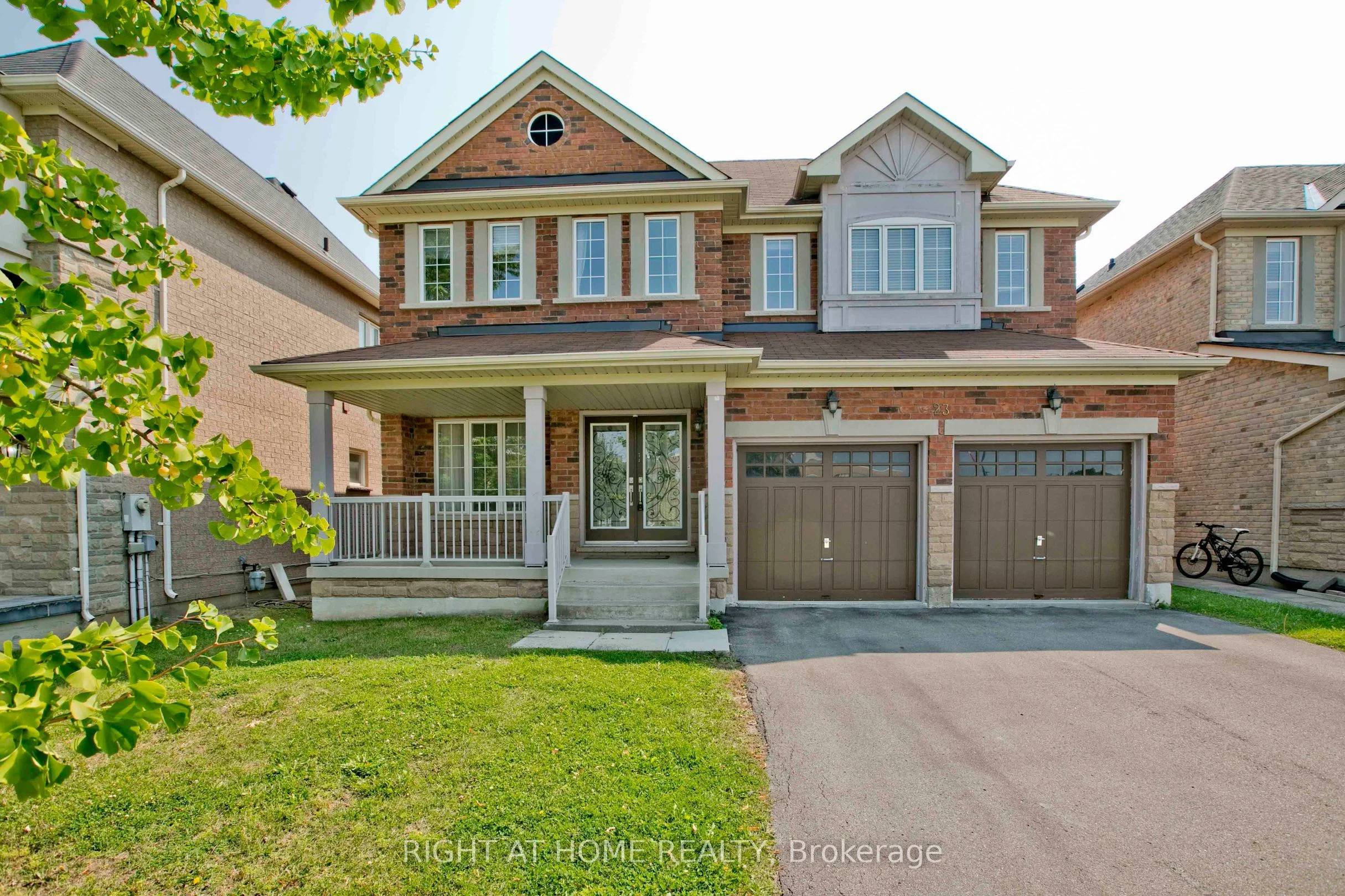 Detached in Vaughan
